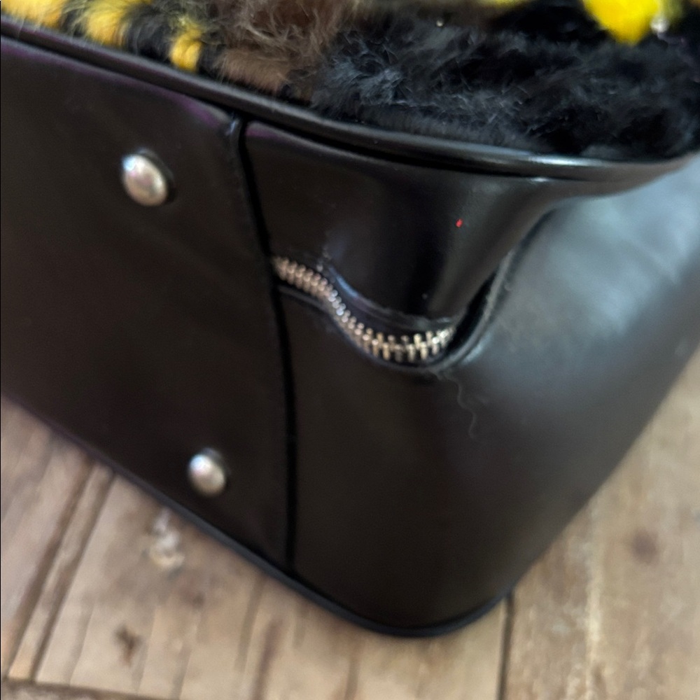 Delia’s Vintage Suitcase Retro 70’s Style Sunflower - Picture 7 of 9